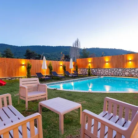 Affordable Stone Vilă Kaș